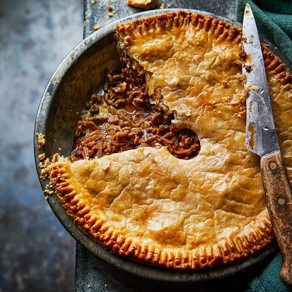 MINCED_BEEF_ONION_PIE-960