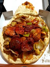 Mixed kebabon Naan